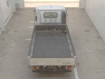Isuzu ELF  с аукциона в Японии