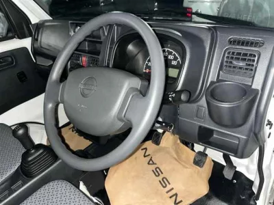 Nissan CLIPPER TRUCK