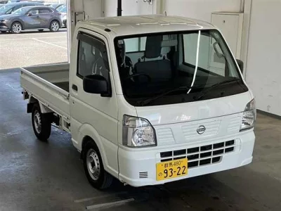 Nissan CLIPPER TRUCK
