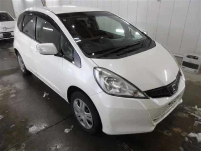 Honda FIT  с аукциона в Японии