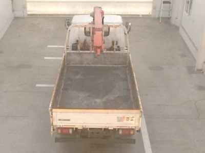 Isuzu ELF  с аукциона в Японии