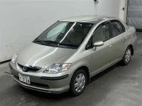 Honda FIT лот № 70020 оценка 4  с аукциона в Японии 3