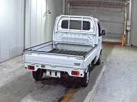 Suzuki CARRY TRUCK лот № 7048 оценка 3.5  с аукциона в Японии 4