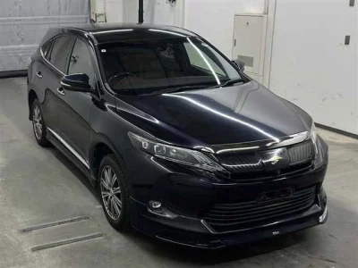 Toyota HARRIER  с аукциона в Японии
