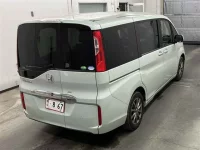 Honda STEP WAGON лот № 10073 оценка 3.5  с аукциона в Японии 4