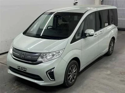 Honda STEP WAGON  с аукциона в Японии