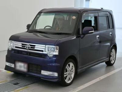 Toyota PIXIS SPACE
