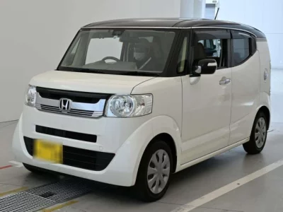 Honda N BOX SLASH