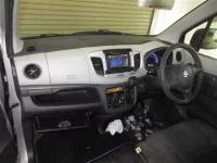 Suzuki WAGON R лот № 4020 оценка R  с аукциона в Японии 2