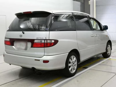 Toyota ESTIMA  с аукциона в Японии