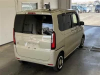 Honda N BOX лот № 384 оценка R  с аукциона в Японии 4