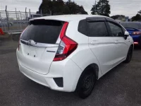 Honda FIT лот № 4655 оценка 3.5  с аукциона в Японии 4