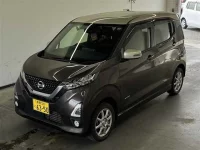 Nissan DAYZ лот № 389 оценка 4.5  с аукциона в Японии 3