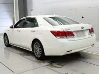 Toyota CROWN лот № 30232 оценка 4  с аукциона в Японии 5