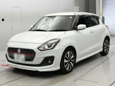 Suzuki SWIFT  с аукциона в Японии