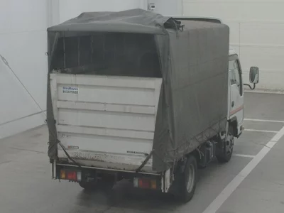 Isuzu ELF  с аукциона в Японии