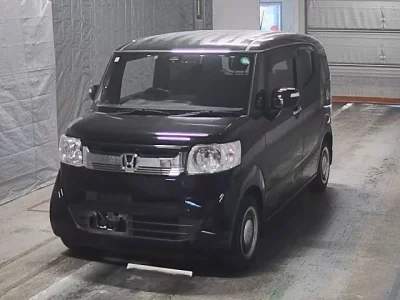 Honda N BOX SLASH
