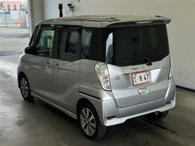 Mitsubishi EK SPACE