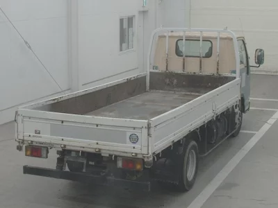 Isuzu ELF  с аукциона в Японии