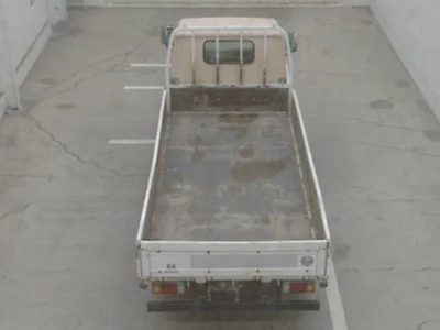 Isuzu ELF  с аукциона в Японии