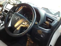 Toyota VELLFIRE лот № 30246 оценка 4.5  с аукциона в Японии 8