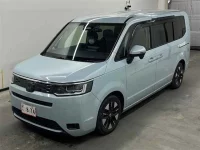 Honda STEP WAGON лот № 30272 оценка 4.5  с аукциона в Японии 3