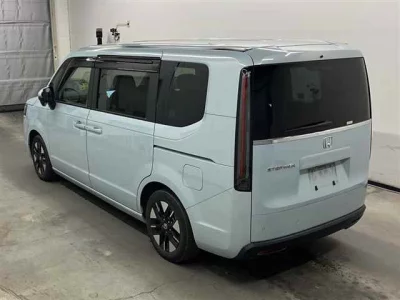 Honda STEP WAGON  с аукциона в Японии