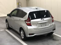 Nissan NOTE лот № 2312 оценка 3.5  с аукциона в Японии 1