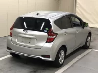 Nissan NOTE лот № 2312 оценка 3.5  с аукциона в Японии 3