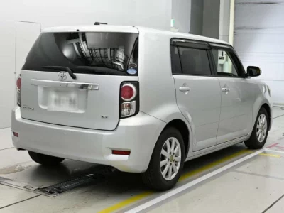 Toyota COROLLA RUMION