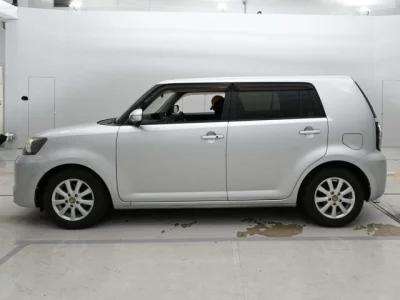 Toyota COROLLA RUMION