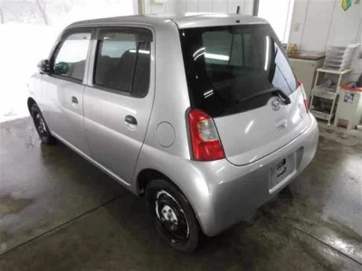Daihatsu Esse