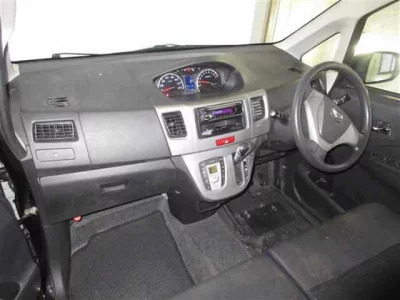 Daihatsu MOVE  с аукциона в Японии