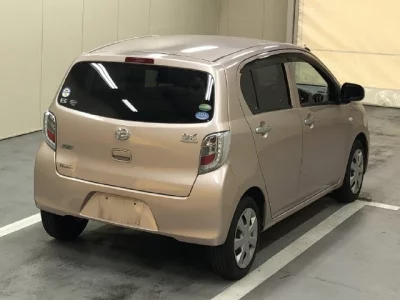 Daihatsu MIRA E S  с аукциона в Японии