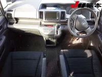 Honda STEP WAGON лот № 3048 оценка 3  с аукциона в Японии 2