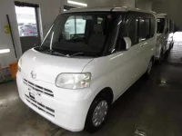 Daihatsu TANTO лот № 4056 оценка 3  с аукциона в Японии 3