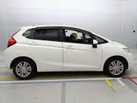 Honda FIT лот № 90393 оценка R  с аукциона в Японии 2