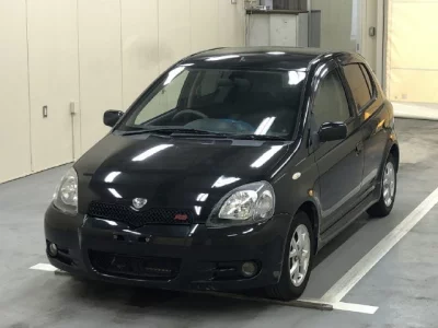 Toyota VITZ  с аукциона в Японии