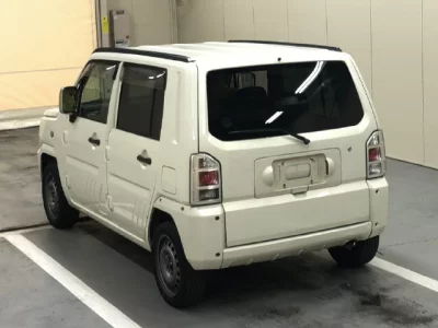 Daihatsu NAKED