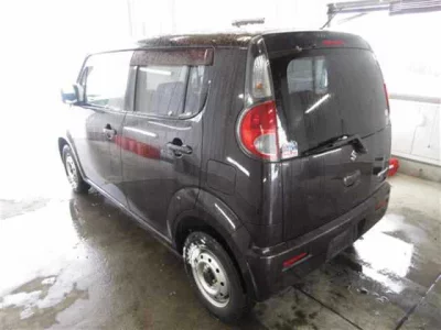 Suzuki MRWAGON