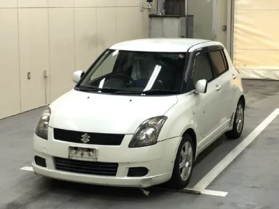 Suzuki SWIFT  с аукциона в Японии