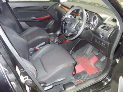Suzuki SWIFT  с аукциона в Японии