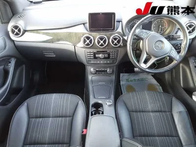 Mercedes-Benz B CLASS