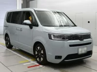 Honda STEP WAGON лот № 36409 оценка 5  с аукциона в Японии 4