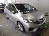 Honda FIT лот № 4083 оценка 3  с аукциона в Японии 4