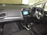 Honda FIT лот № 4083 оценка 3  с аукциона в Японии 1