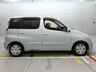 Toyota FUNCARGO