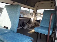 Toyota HIACE VAN лот № 36419 оценка 3.5  с аукциона в Японии 10