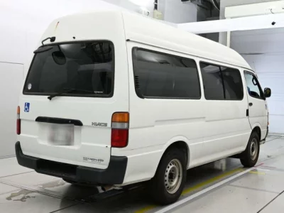 Toyota HIACE VAN  с аукциона в Японии