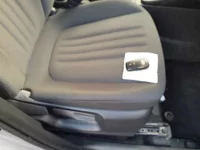 Toyota YARIS лот № 30305 оценка R  с аукциона в Японии 9